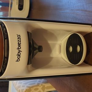 Baby Brezza Bottle Maker